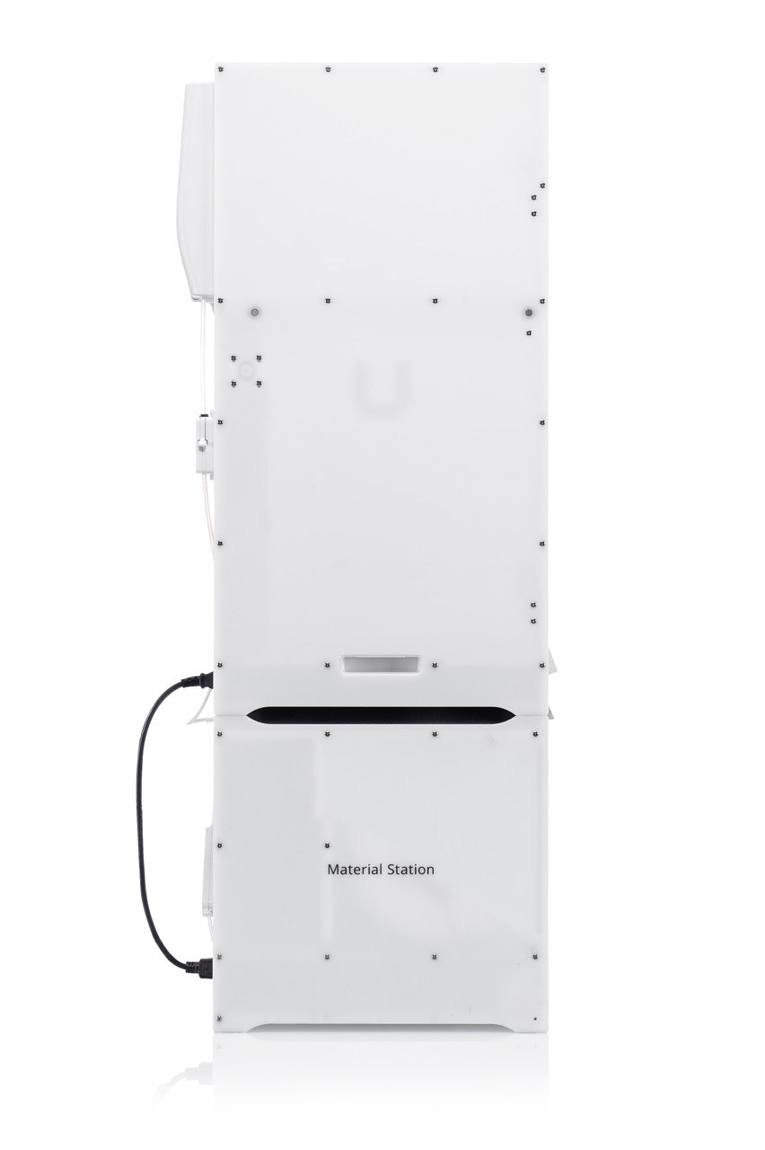 ULTIMAKER S7 Pro Bundle Krachtig, Betrouwbaar, Flexibel en Verbeterd! Groot bouwvolume, makkelijk in gebruik en super betrouwbaar. Ultimaker S7 is het werkpaard voor gebruikers die hoge eisen stellen aan kwaliteit, gebruiksgemak en consistentie.